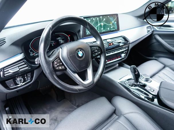 BMW 520d Touring 140 kW image number 16