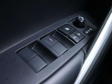 Car image 36