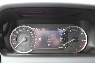 Car image 30