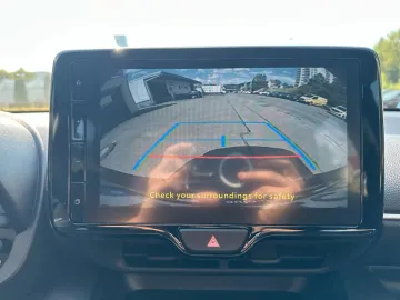 Car image 23