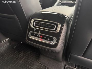 Car image 49