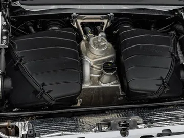 Car image 28