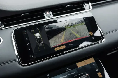 Car image 29