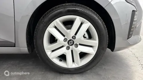 Car image 20