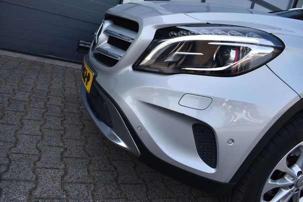 Mercedes-Benz GLA 180 90 kW image number 12