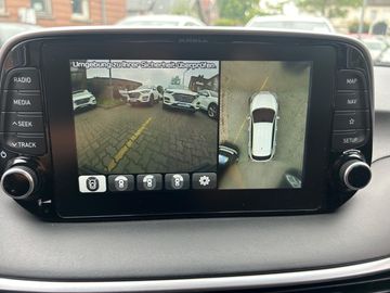 Car image 28