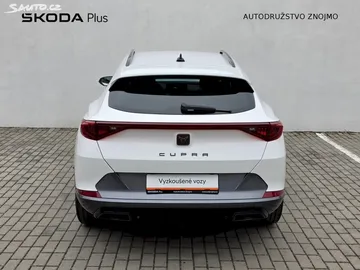 Car image 33