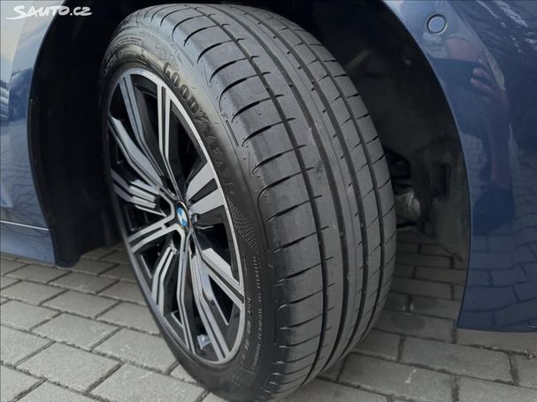 BMW 320d Touring xDrive 140 kW image number 45