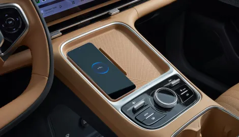 Car image 23