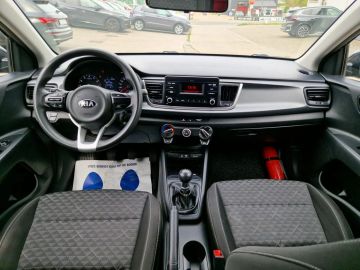 Car image 22