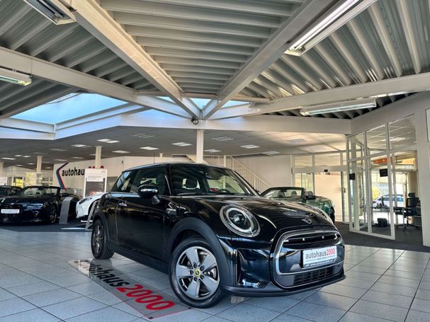 Mini Cooper SE Essential Trim 135 kW image number 1