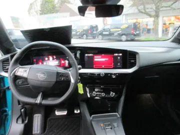 Car image 23