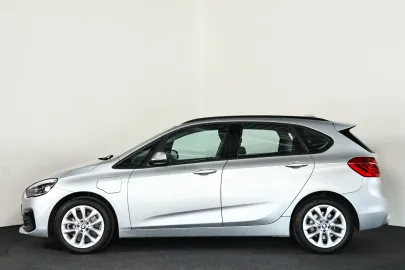 Car image 28