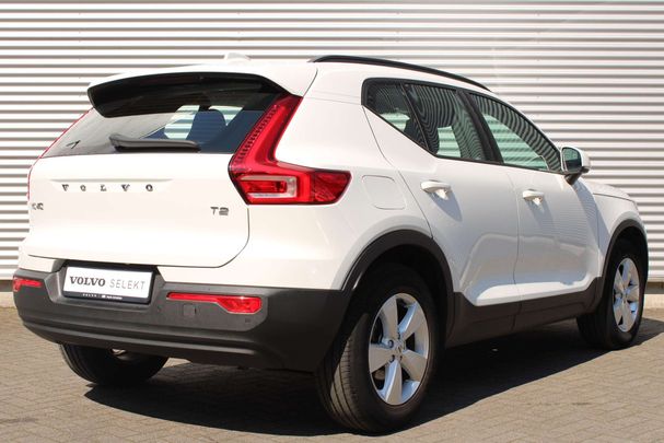 Volvo XC40 T2 T8 95 kW image number 2