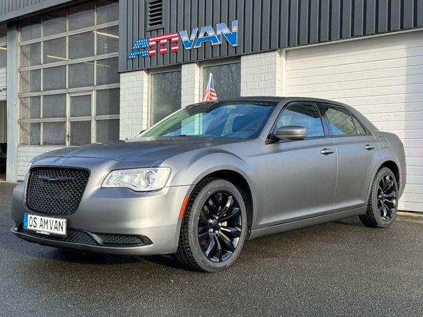 Chrysler 300C 218 kW image number 1