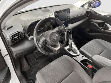 Car image 9