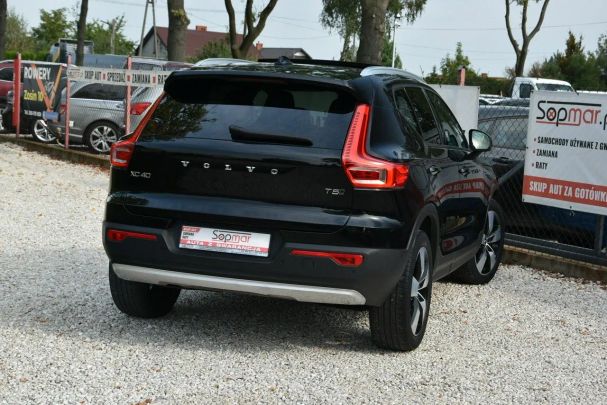 Volvo XC40 T5 AWD Momentum 184 kW image number 19