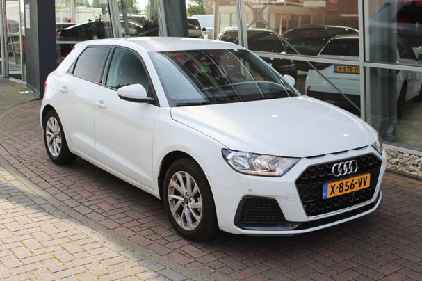 Audi A1 30 TFSI Sportback 81 kW image number 2