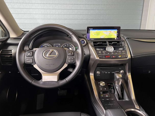 Lexus NX 300 h AWD 145 kW image number 9