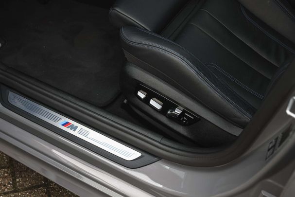 BMW 520i 135 kW image number 13