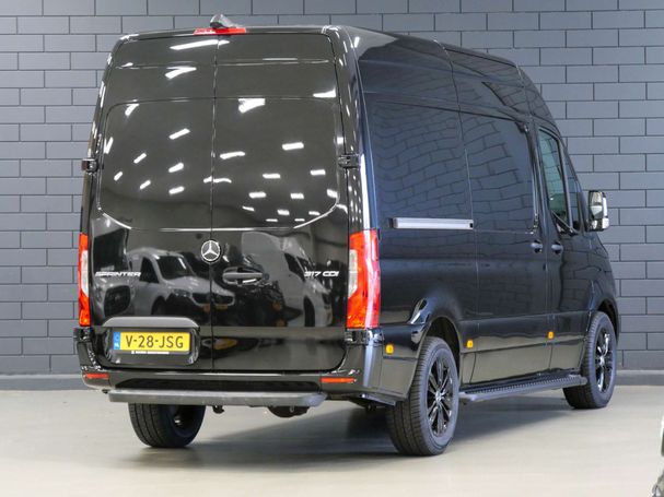 Mercedes-Benz Sprinter 317 CDI RWD 125 kW image number 2