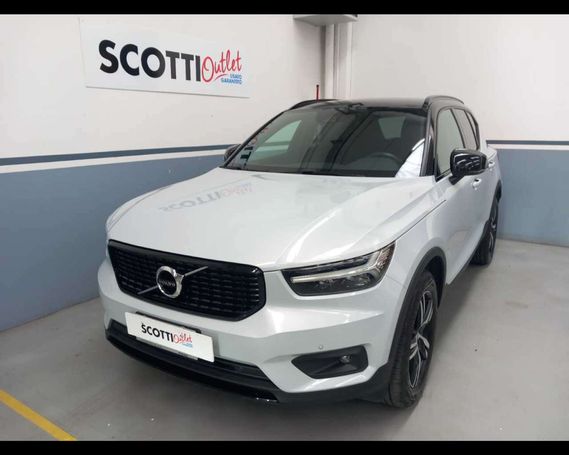 Volvo XC40 T3 Geartronic 120 kW image number 1