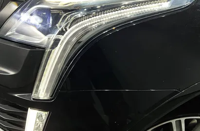 Car image 29