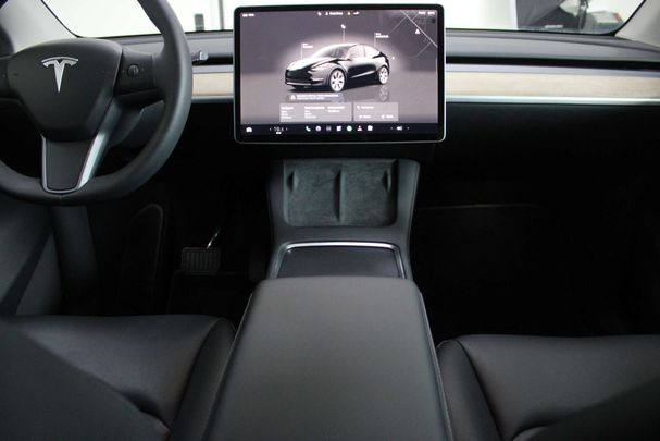 Tesla Model Y 220 kW image number 20