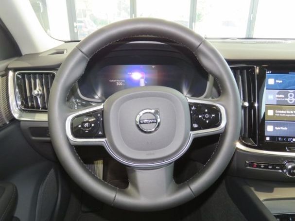 Volvo V60 B4 Plus 145 kW image number 11