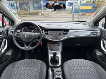 Car image 13