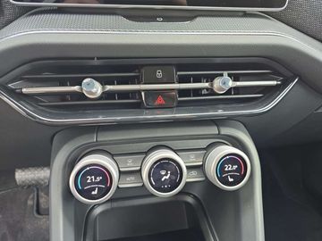 Car image 36