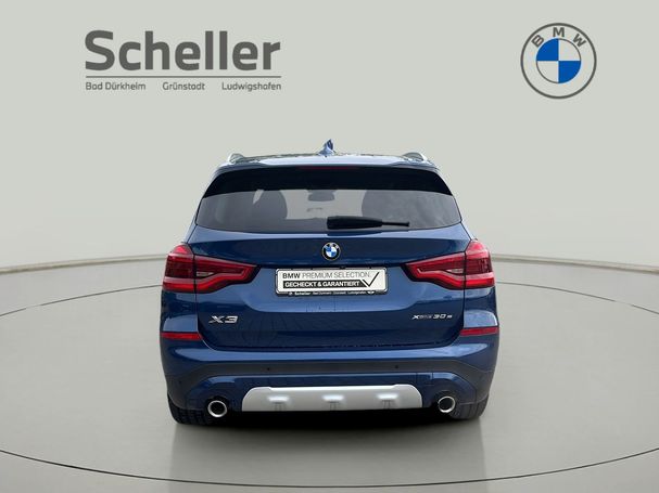 BMW X3 xDrive30e xLine 215 kW image number 3