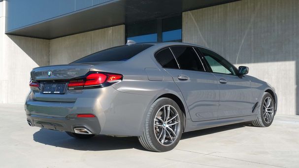 BMW 520i 135 kW image number 27