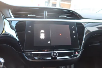 Car image 22