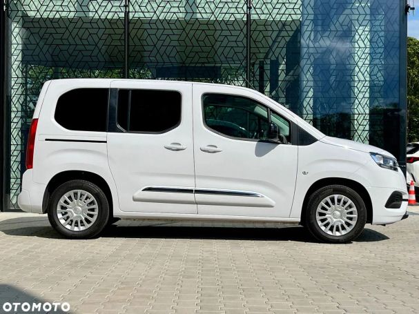 Toyota Proace Verso 75 kW image number 6