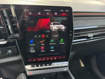 Car image 40