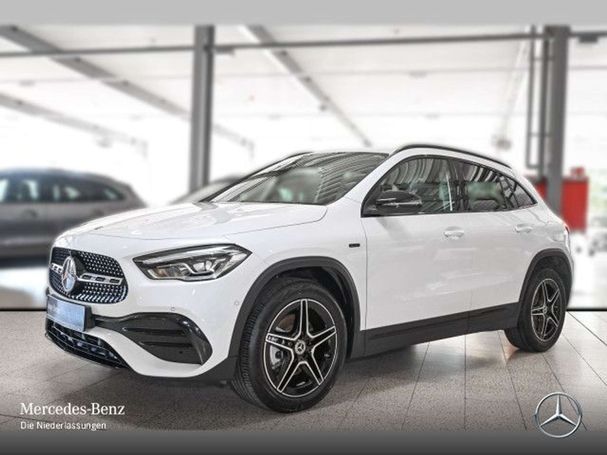 Mercedes-Benz GLA 250 e 160 kW image number 1