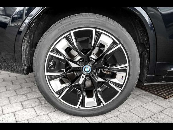 BMW iX3 M Sport 210 kW image number 5