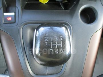 Car image 32