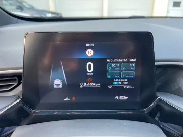 Car image 32
