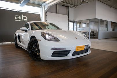 Car image 3