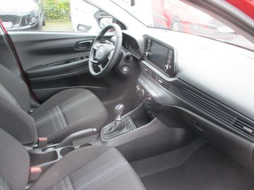 Car image 12