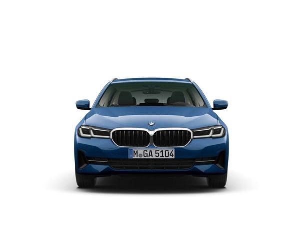 BMW 530d Touring xDrive 210 kW image number 2