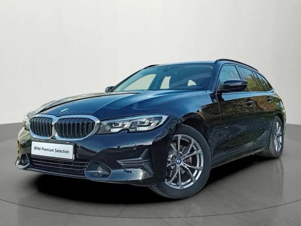 BMW 320i Touring 135 kW image number 1