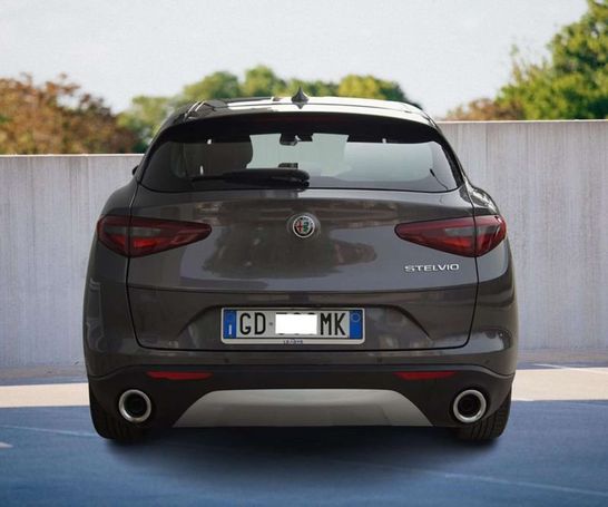 Alfa Romeo Stelvio 2.2 Diesel AT8 140 kW image number 4