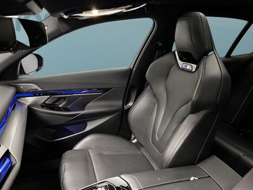 Car image 44