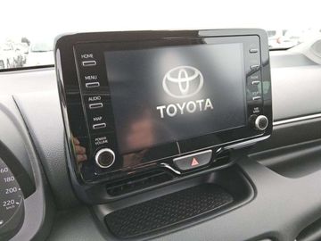 Car image 11