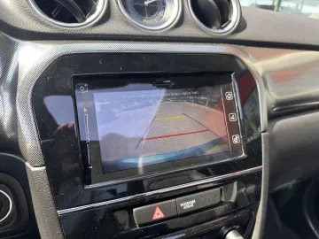 Car image 29
