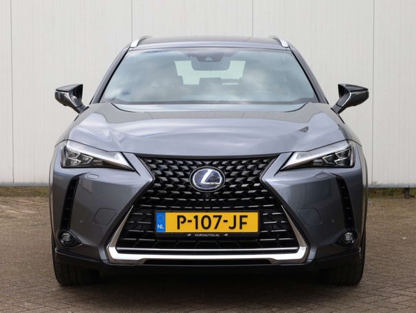 Lexus UX 300e 150 kW image number 2