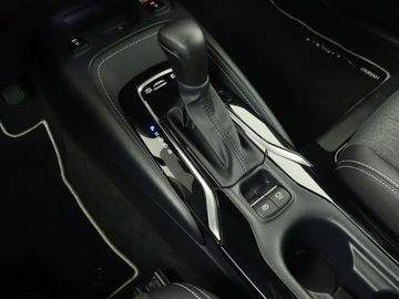 Car image 12